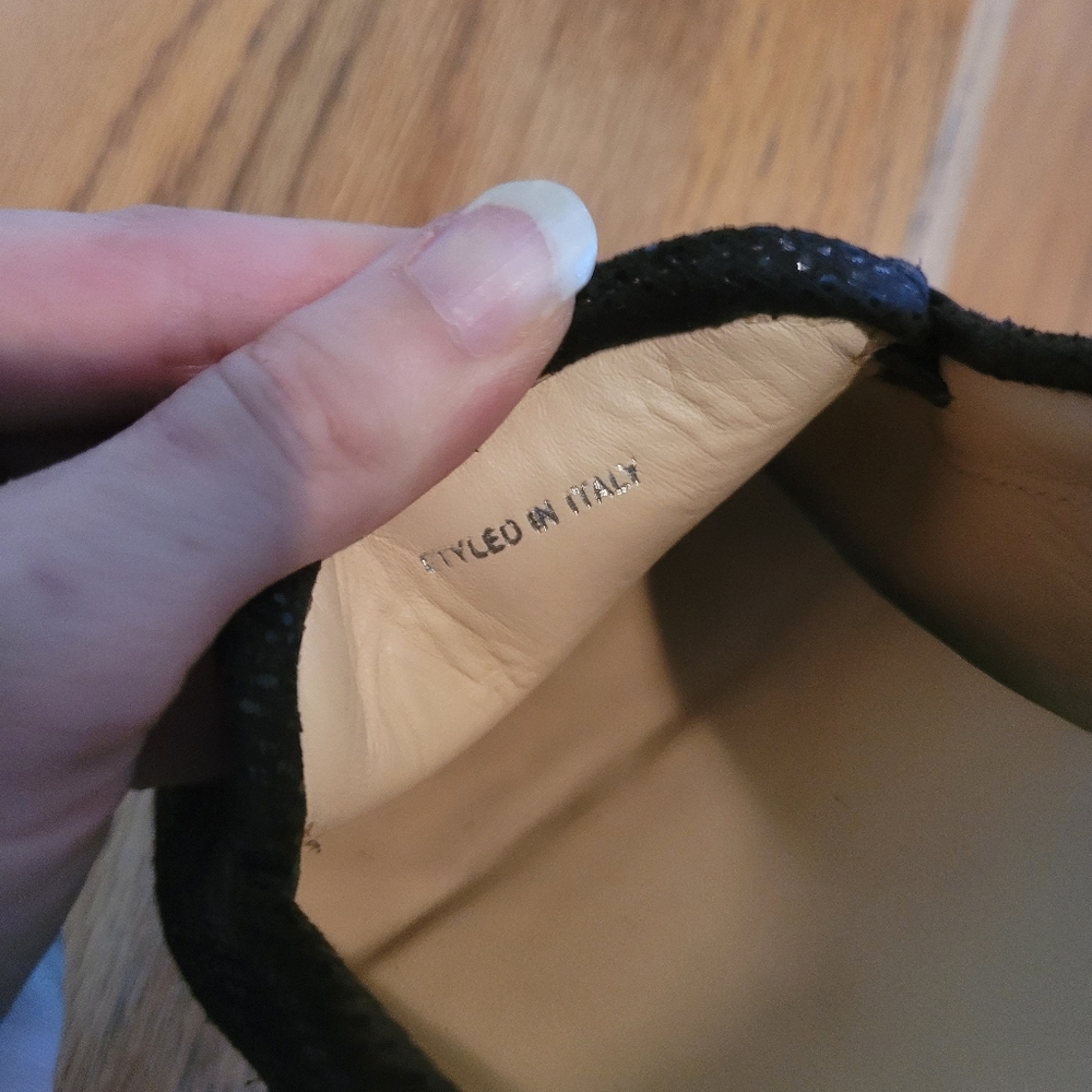 Van Eli Brown Leather Loafers Styled in Italy - Picture 9 of 11